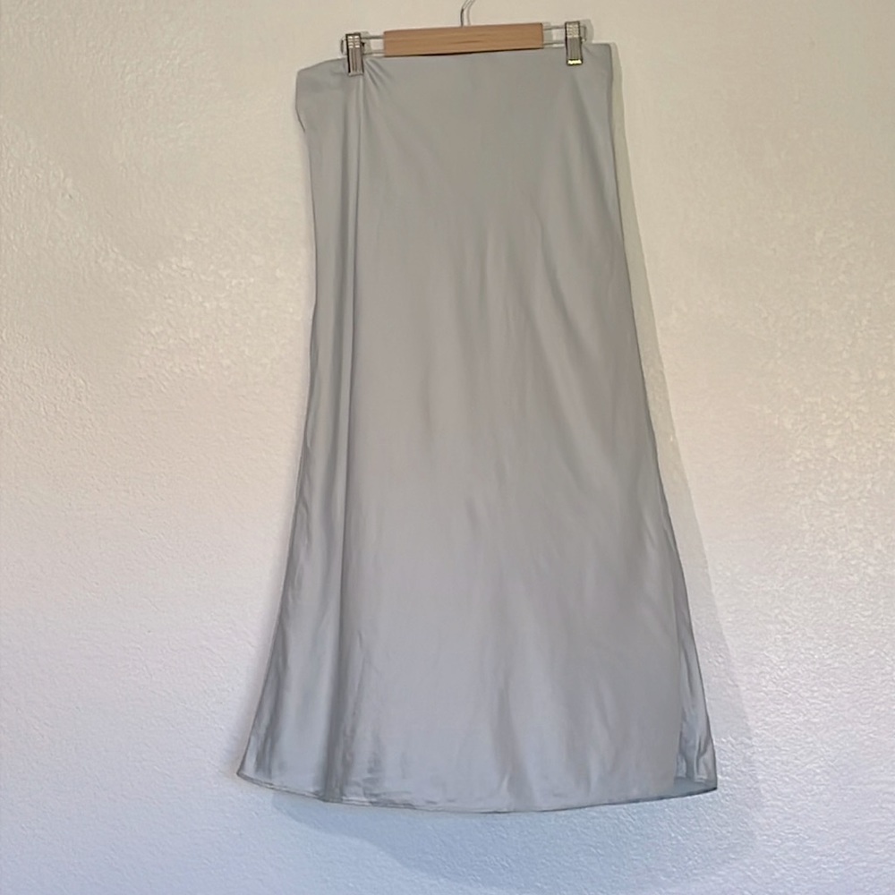 CAMI NYC light silvery gray silk blend midi slip skirt